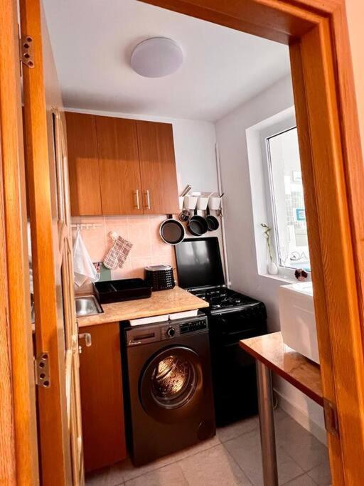 Ferienwohnung City View Studio In The Heart Of Bukarest Exterior foto