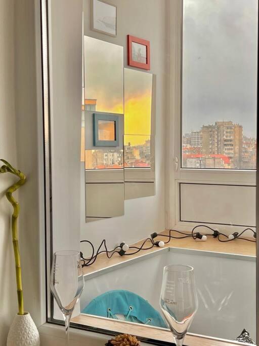 Ferienwohnung City View Studio In The Heart Of Bukarest Exterior foto